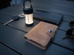 LEDLENSER Lite Wallet Matte Taupe Grey -Ledlenser ML4 WL 502231 Lite Wallet 502401in use 01 b05703e30a