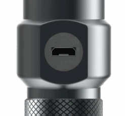 LEDLENSER Aufladbares Arbeitsleuchten-Set Mit 4 Lampenaufsätzen Workers Friend 8 LEDLENSER Aufladbares Arbeitsleuchten-Set Mit 4 Lampenaufsätzen Workers Friend -Ledlenser Workers Friend 502136 detail USB Port 1920x1920 1