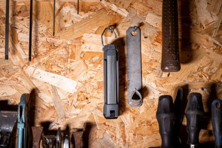 Ledlenser Solidline SW2R Akku Arbeitsleuchte Mit Ausklappbarem Lampenkopf 4 Ledlenser Solidline SW2R Akku Arbeitsleuchte Mit Ausklappbarem Lampenkopf – Bild 4