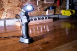 Ledlenser Solidline SW3R Akku Arbeitsleuchte Mit Schwenkbarem Lampenkopf IP54